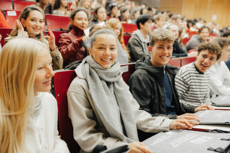 Impressions from the Start of the FAU WiSo Semester
